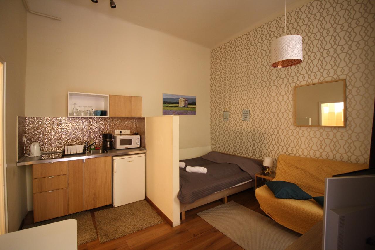 Apartament Near Blaha Lujza Square